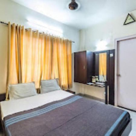 Hotel Abhishek ,Nášik Exteriér fotografie